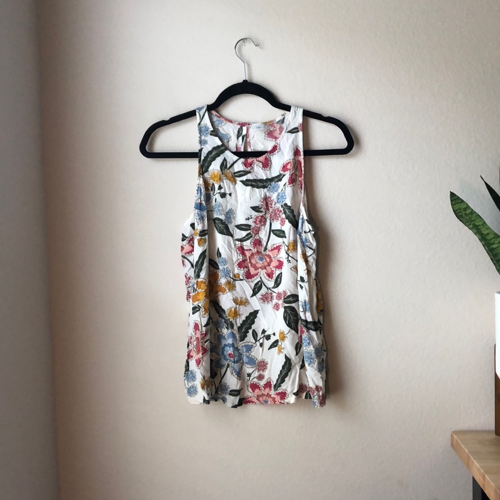 🌺Old Navy Floral Tank